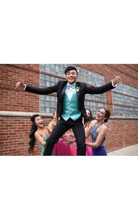 LOCATION - Ike Behar BRAYDON